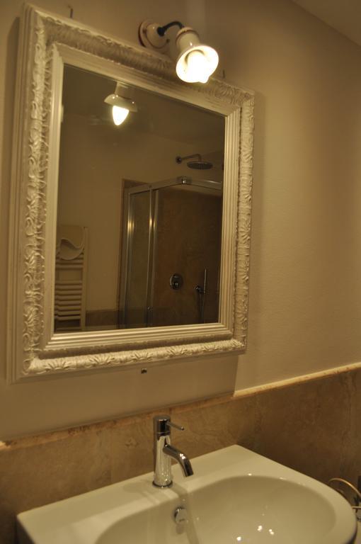Visconte Apartment Florenz Zimmer foto